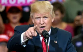 Donald Trump Praises Melania Trump’s Response After White House Correspondents’ Dinner Shooting