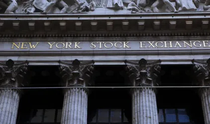 US stock indices down 0.8-0.9%