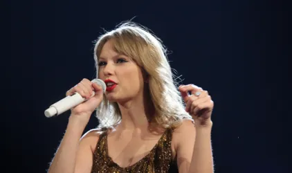 Ticketmaster apologizes to Taylor Swift and fans who bought tickets for the concert
