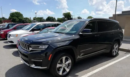 Boosting Holiday Sales: US New Vehicle Dealers Offer Enhanced Incentives