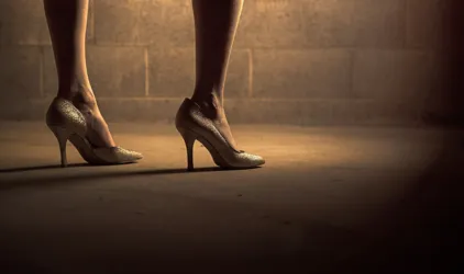 Andie MacDowell’s $43 Kitten Heels Make Legs Look Longer