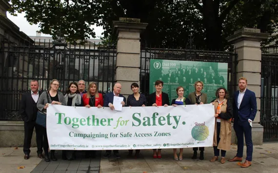 Kielty’s ‘Sinn Fein Traitors’ Comment Criticized as Offensive, Not Satire, by Party TD