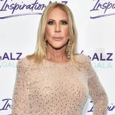 GUNVALSON Victoria