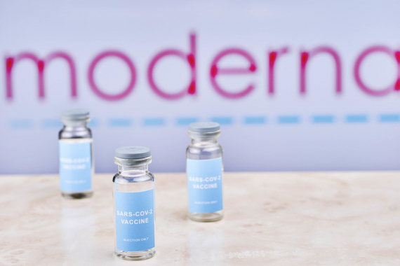 Moderna announces preliminary booster data and updates strategy to address Omicron variant
