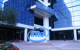 Intel's new CEO to build two new chip factories in Arizona