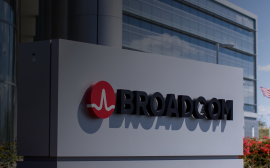 Broadcom reports earnings and revenue