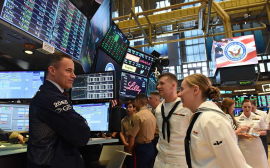 US stock exchanges open with a decline in key indices