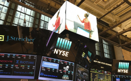 Key indices on the New York Stock Exchange change in different directions on Tuesday