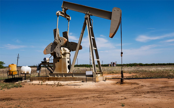 Oil prices rose due to reduction in U.S. inventories