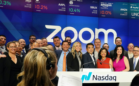 Zoom published a report and forecasts revenue growth of 42%