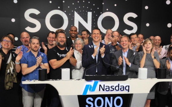 Sonos, Vroom rise premarket