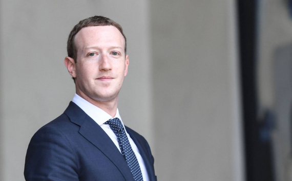Mark Zuckerberg cut his stake in Facebook to 14%