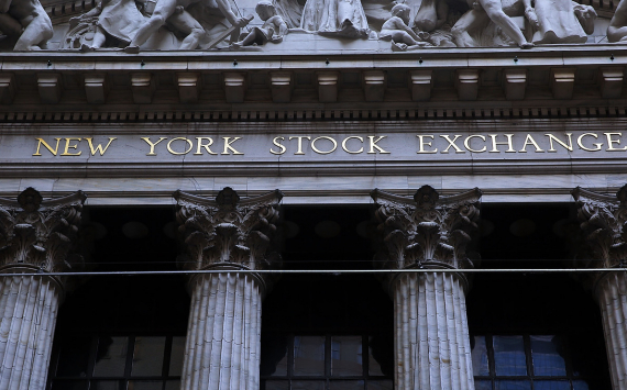 US stock indices down 0.8-0.9%
