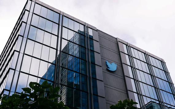 Twitter reports net profit for the first half of the year