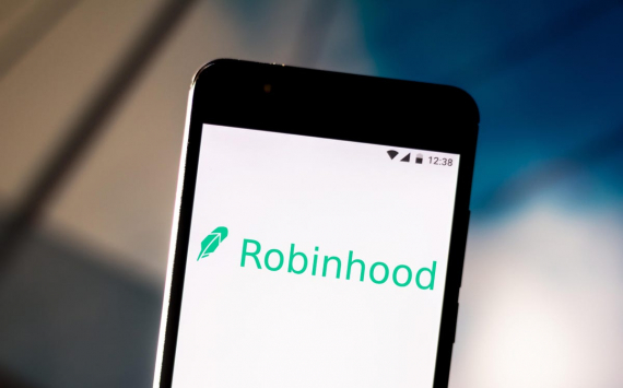 Robinhood shares jumped nearly 10 per cent, surpassing IPO price