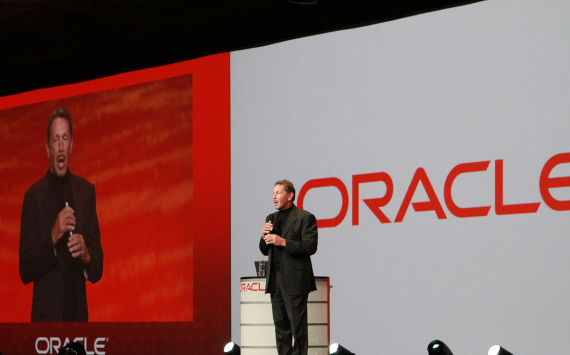 Oracle is running out of revenue as it increases its investment in cloud technology