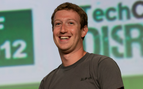 Mark Zuckerberg lost from Forbes top 10 richest people