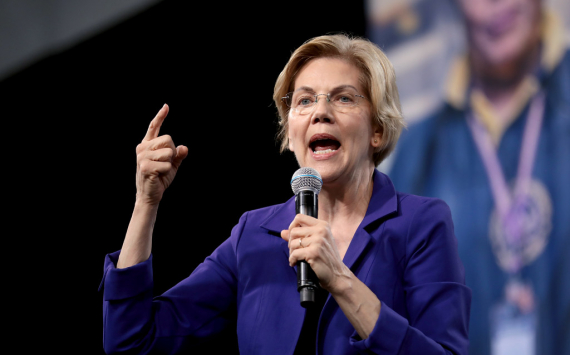 Elizabeth Warren Leads Call for Inquiry into Warner Bros. Discovery Merger