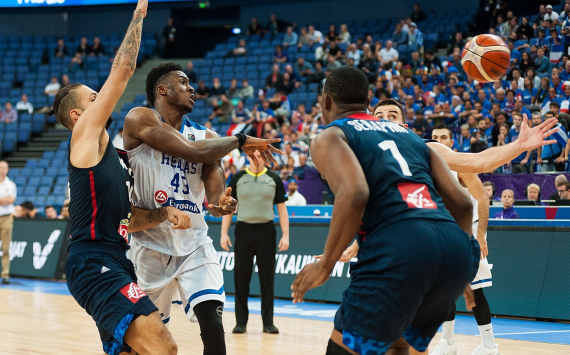 Thanasis Antetokounmpo's Injury Forces Greece's World Cup Exit vs. Montenegro